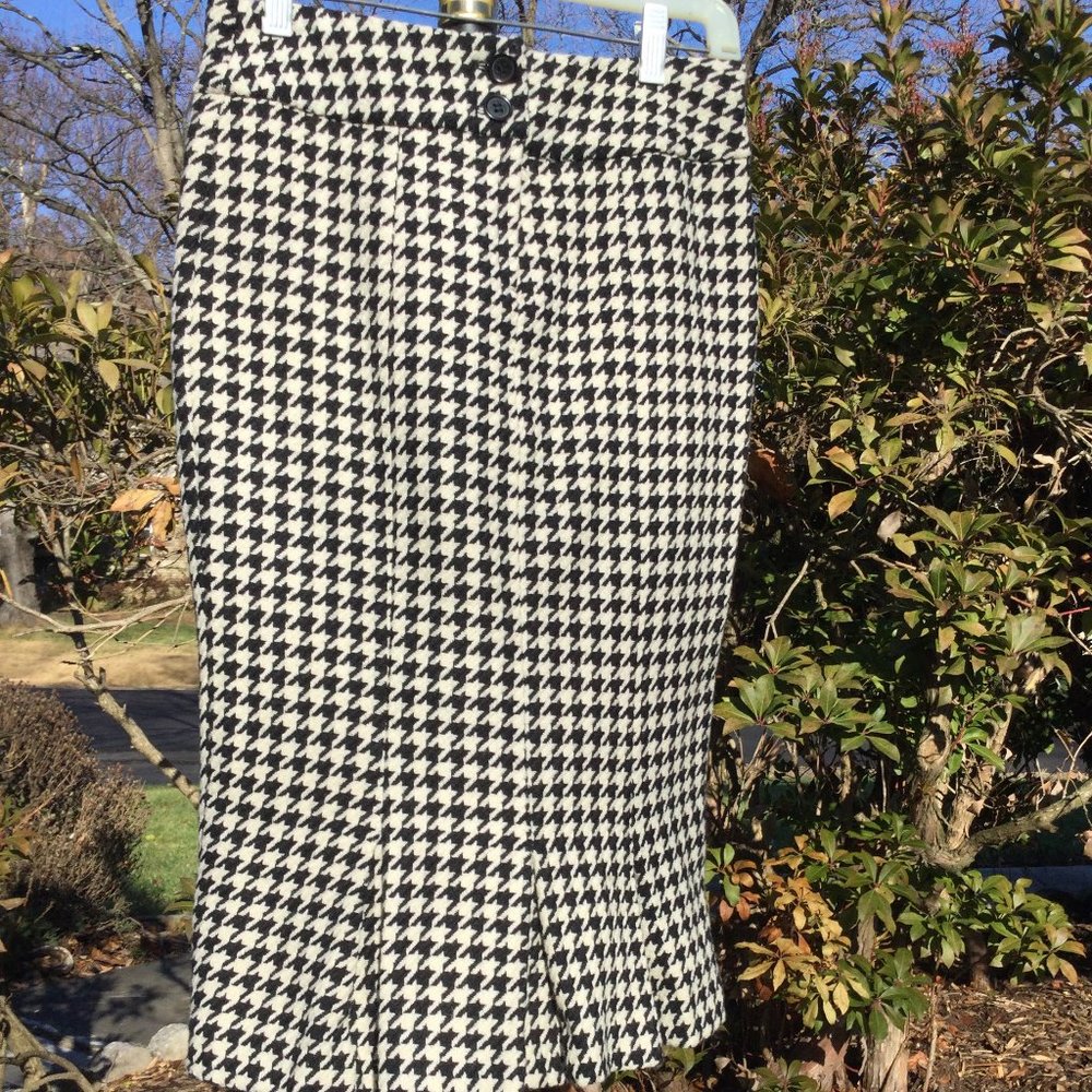 H&M B/W Houndstooth Pattern Long Skirt
